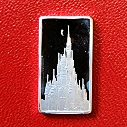 2.5 Grams .999 Silver Bar - Magic Castle